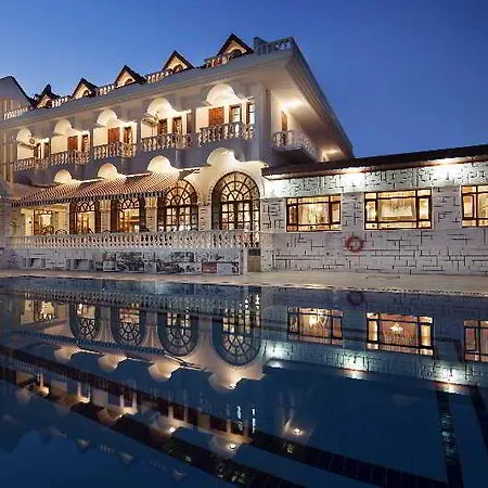 Отель Larissa Mare 3*